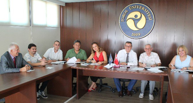 Toros Üniversitesi, Yaşlı Bakım Merkezleriyle İşbirliği Protokolü İmzaladı