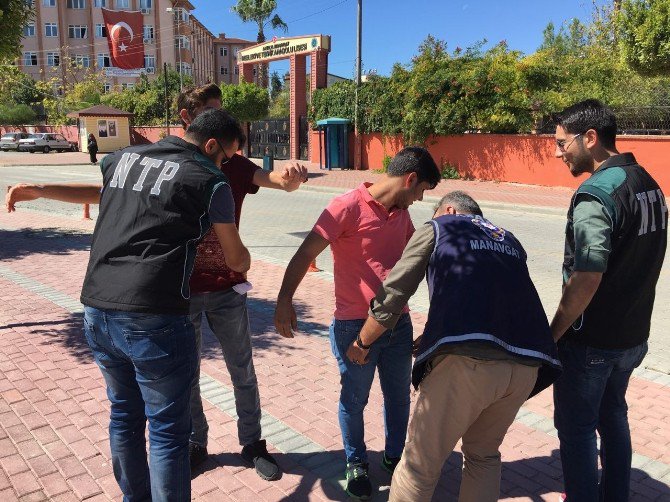 Manavgat Emniyeti’nden Okullar Çevresinde Denetim