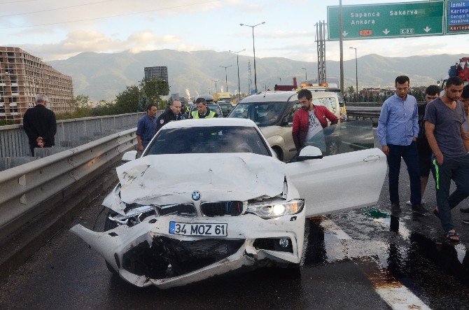 Yarış Yapan Sürücünün Çarptığı Otomobilden İnanılmaz Kurtuluş