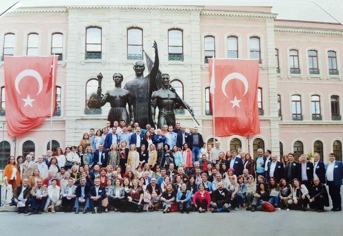 İstanbul Hukuk Mezunu Hukukçular Anılarını Tazeledi