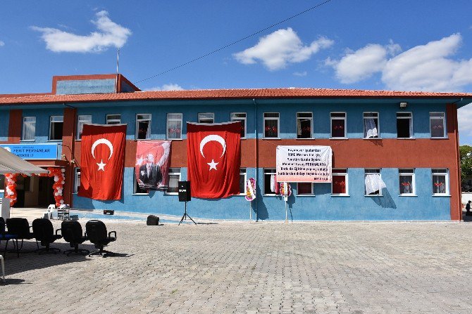 Ferit Pervanlar İlkokulu Törenle Açıldı