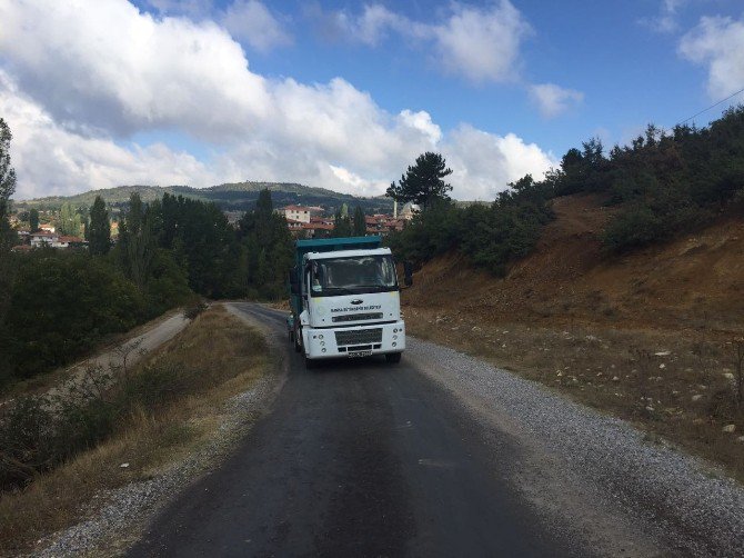 Gördes’in Yolları Büyükşehir’le Yenileniyor