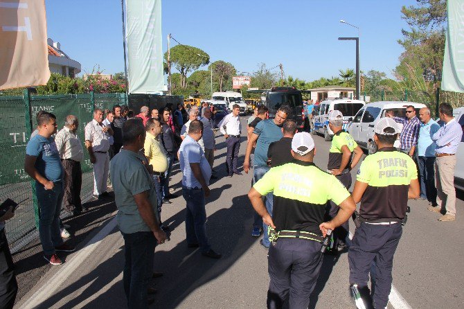 Antalya’da Taksicilerin Kontak Kapatma Eylemi