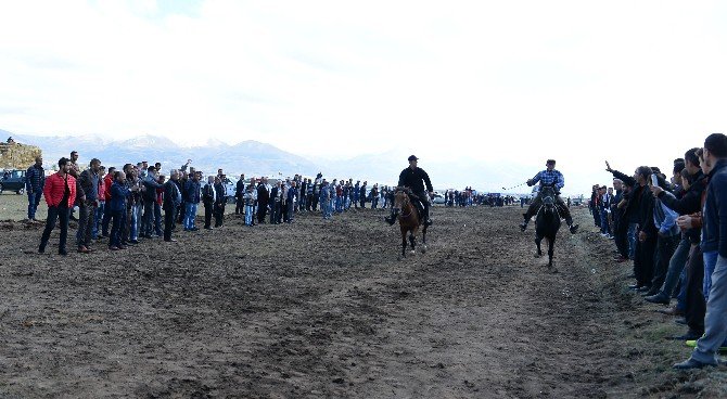 Geleneksel Rahvan At Yarışları Erzurum’da Düzenlendi