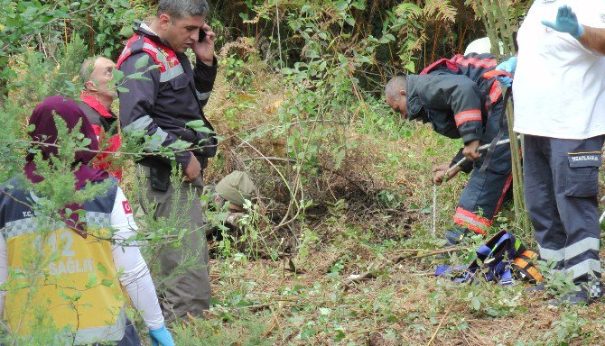 Airsoft Doğa Sporu Yapan Sporcu 20 Metrelik Kuyuya Düştü