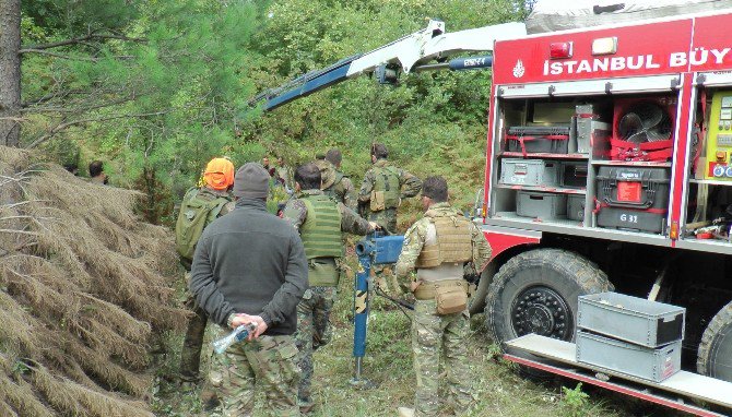 Airsoft Doğa Sporu Yapan Sporcu 20 Metrelik Kuyuya Düştü