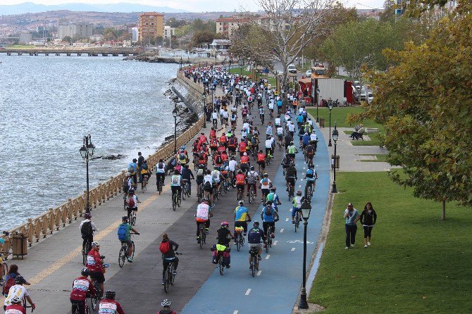 Binlerce Bisikletçi ’Rodosto Bike’de Buluştu