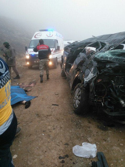 Trabzon’da Trafik Kazası 2 Ölü, 2 Yaralı