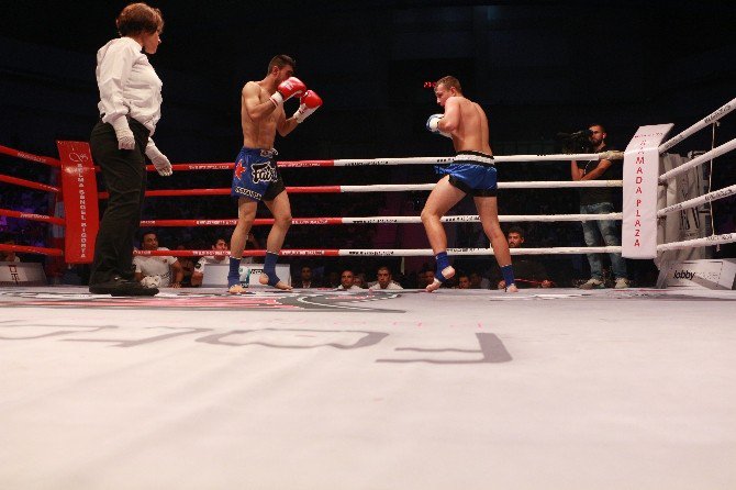 Mix Fight Kick Boks Dostluk Turnuvası Kocaeli’de Yapıldı