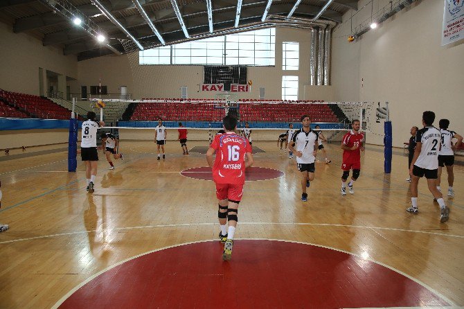 Melikgazi Belediyespor Voleybol Takımı: 3, Kapadokyaspor: 0