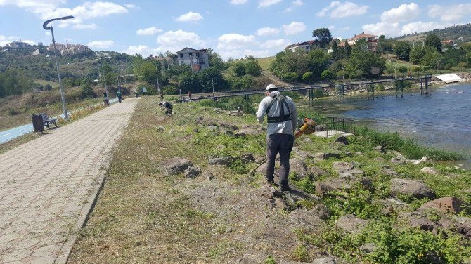 İzmit’te Park Ve Bahçeler Yenileniyor