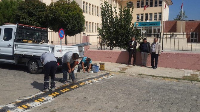 Öğrencilerin Güvenliği İçin Kasis Yapıldı