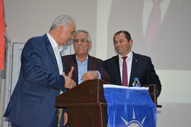 Orhaneli Ak Parti İlçe Danışma Toplantısında Barış Rüzgarı