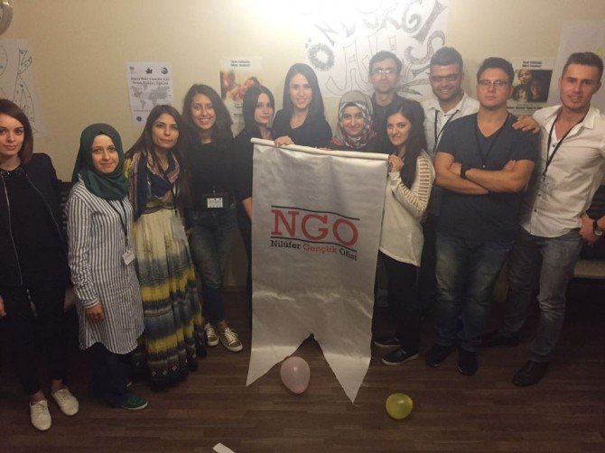 Ngo’da Gençlere İnsan Hakları Eğitimi