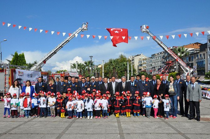 Başkan Uysal, "200 Bin Nüfusa Hizmet Veriyoruz"