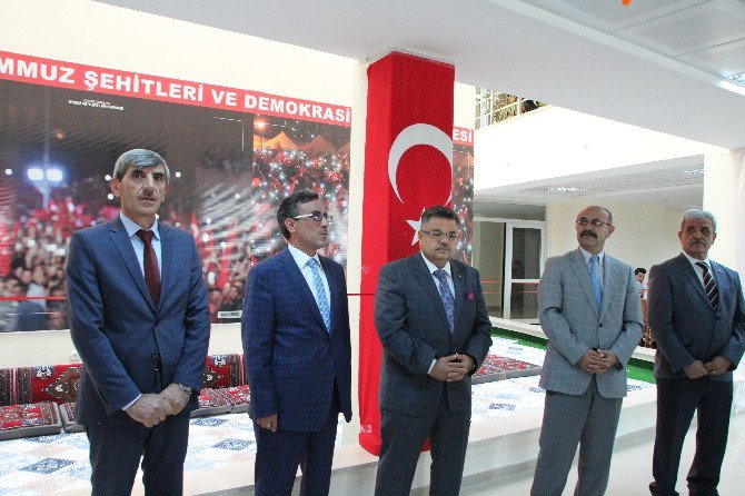 Bilecik Kyk Öğrenci Yurdu’nda 15 Temmuz Şehitleri Ve Demokrasiye Saygı Köşesi Açıldı