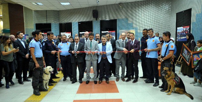 Ankara İtfaiyesi’nin Çalışmaları Kızılay Metro İstasyonu Sanat Galerisi’nde Tanıtıldı