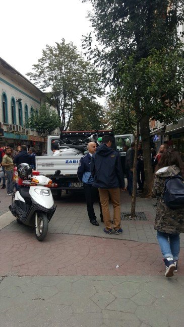 Kapalı Alanda Bisiklet Kullananların Bisikletleri Toplandı