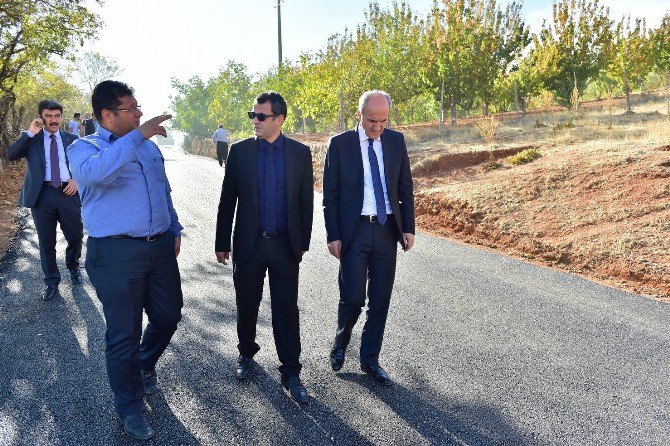 Kırsaldaki Yolların Standardı Yükseldi