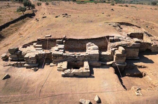 Omü Öğretim Üyesi Temür’ün Katıldığı Alabanda Kazısı Sona Erdi