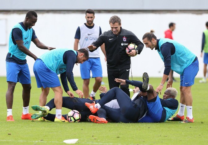 Trabzonspor Kardemir Karabükspor Maçı Hazırlıklarını Sürdürüyor