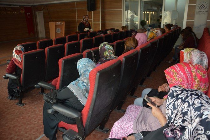 Togem’den ‘Ailede Çocuk Eğitimi’ Konulu Seminer