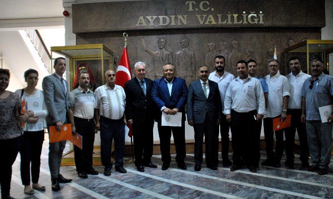 Aydın’da 12 İncir İhracatçısına Gıda Sağlık Sertifikası Verildi