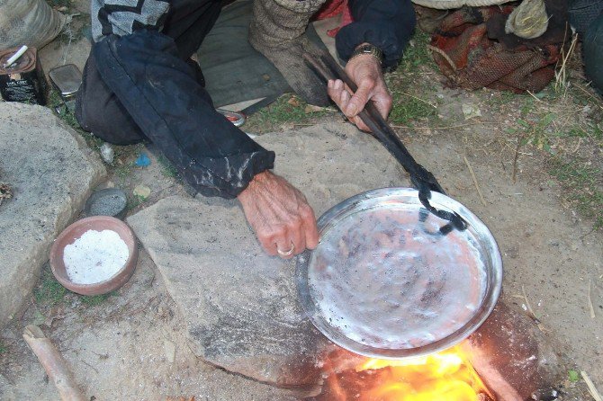 Bitlis’te Kaybolmaya Yüz Tutmuş Meslekler Zorda Olsa İcra Ediliyor