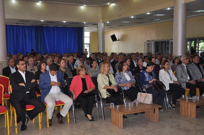 İslahiye Belediyesinde Yapılan Hizmetlerin Değerlendirme Toplantısı Yapıldı