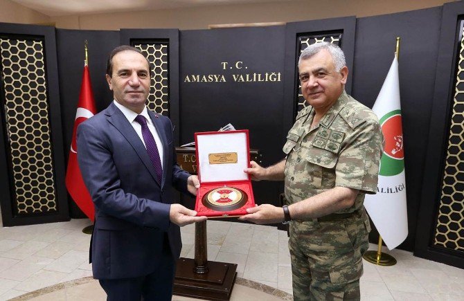 Korgeneral Bekiroğlu’ndan Vali Işık’a Ziyaret