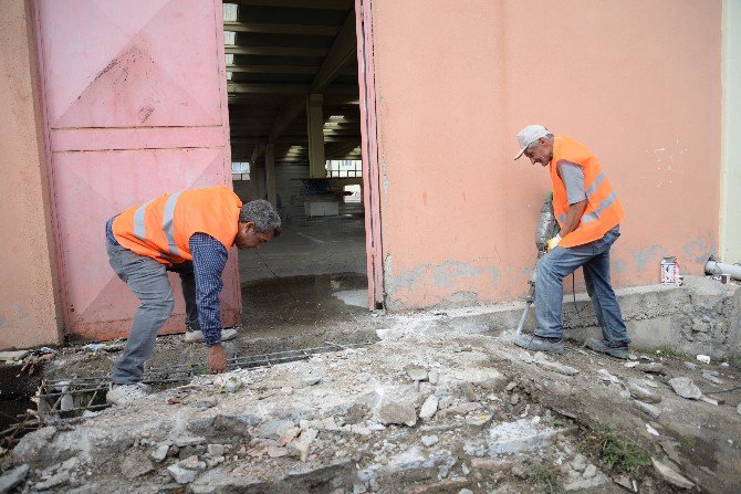 Bilecik Belediyesi Kapalı Pazarı’nda Kapsamlı Çalışma Başlattı