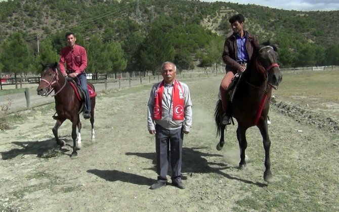 Şehit Mustafa Ayna Anısına At Yarışları Düzenleniyor