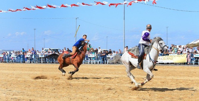 Sultangazi’de 6’ncı Geleneksel Atlı Cirit Müsabakaları Başlıyor