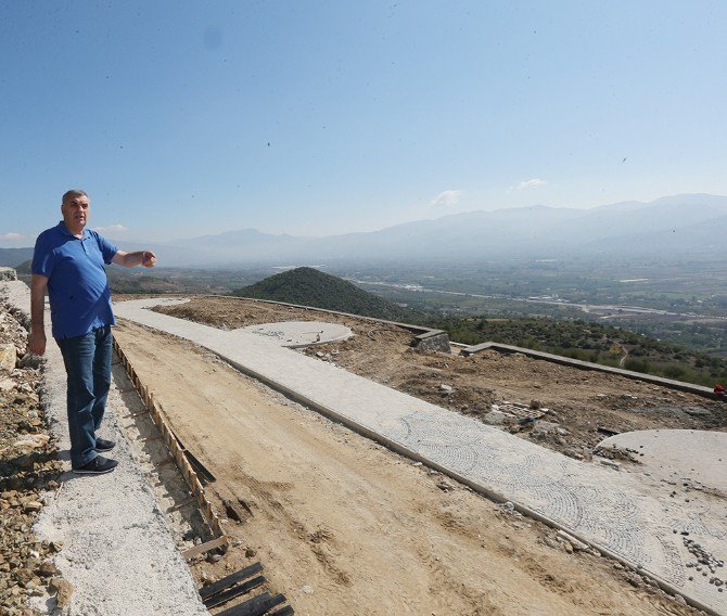 Başkan Toçoğlu Pamukova Esentepe Sosyal Tesisleri’nde İncelemelerde Bulundu