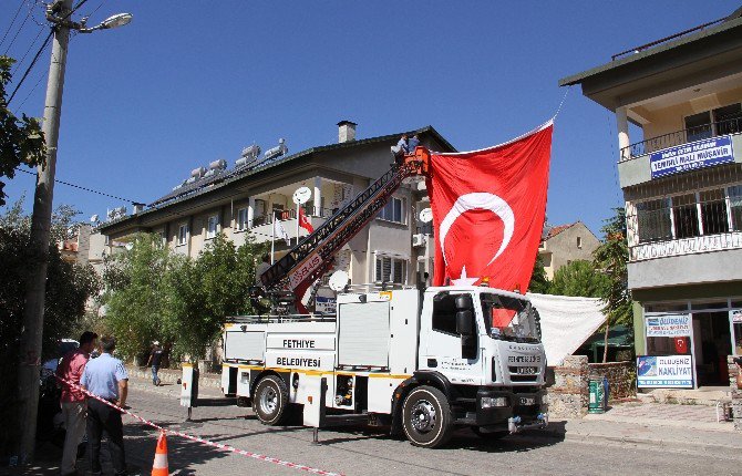 Fethiyeli Şehit Yüzbaşının Baba Ocağında Hüzün Hakim