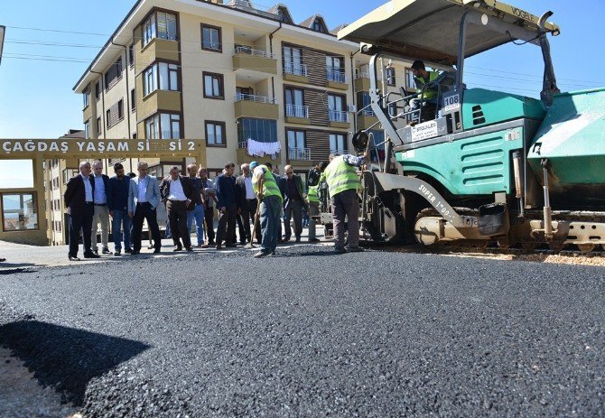 Alanyurt Yollarına Makyaj