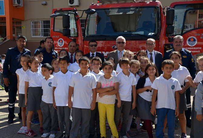 Mersin İtfaiyesinden Öğrencilere Yangın Tatbikatı