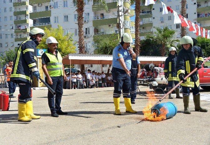 Mersin İtfaiyesinden Öğrencilere Yangın Tatbikatı