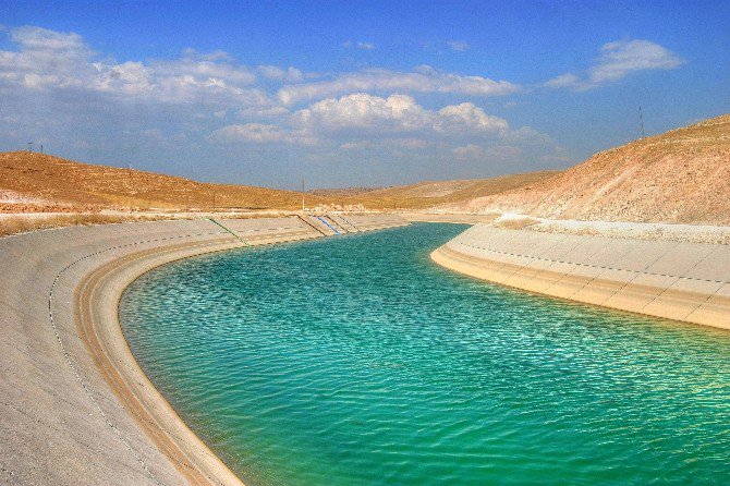 Ceylanpınar Ovaları Cazibe Sulaması 1. Kısım Şebeke İkmali Yapım İşi’nin Sözleşmesi İmzalandı