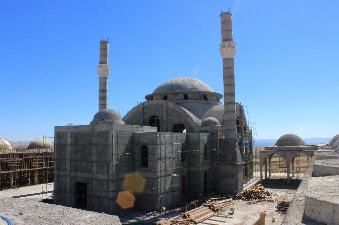 Sahabe Safvan Bin Muattal Cami Ve Külliye İnşaatı Hızla Yükseliyor