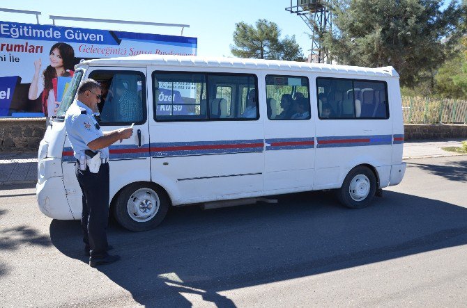 Siverek’te Okul Taşıtları İle Yolcu Minibüslerinde Denetleme