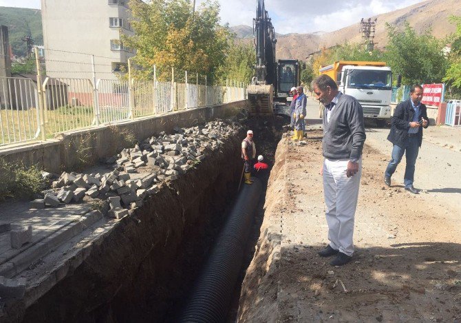 Tatvan’da Sel Ve Su Baskınlarına Karşı Önlem Alınıyor