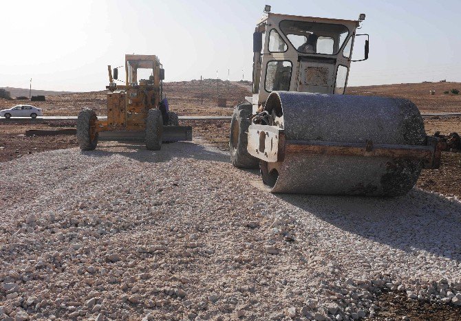 Haliliye Belediyesi’nden Kırsal Mahallelerde Yol Yapım Çalışması