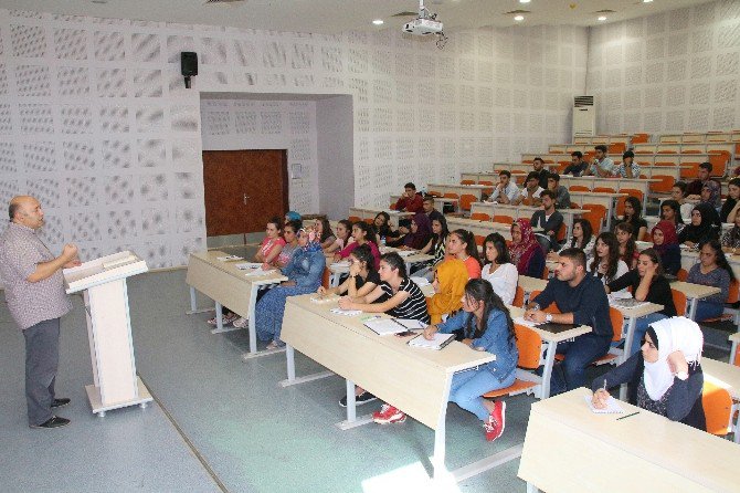 7 Aralık Üniversitesi’nde Eğitim Başladı