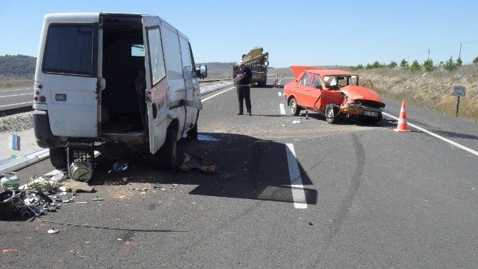 Tavşanlı’da Trafik Kazası: 1 Ölü, 1 Yaralı