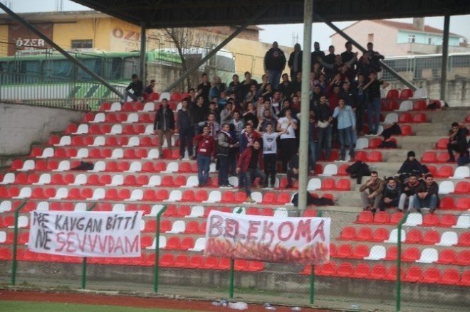 Basın Kulübesi Sentetik Sahaya Yerleştirildi