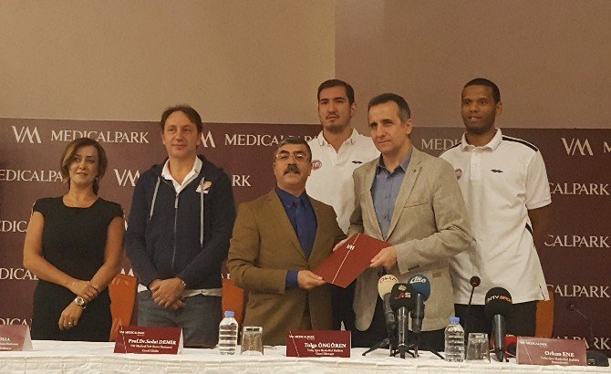 Tofaş Basketbol’un Sağlığı Vm Medical Park’a Emanet