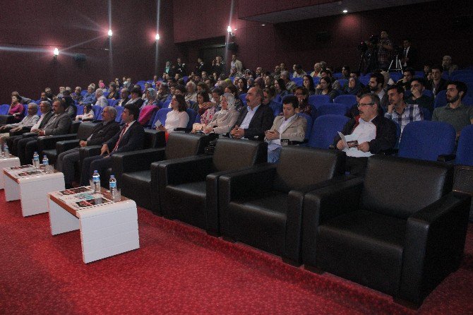 Elazığ Devlet Korosu İlk Konserini Verdi