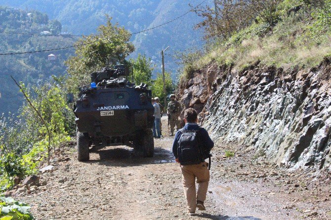 Giresun’un Çanakçı İlçesinde Terör Örgütü Mensupları İle Dün Gece Yaşanan Sıcak Çatışmanın Ardından Bölgede Operasyonlar Sürüyor