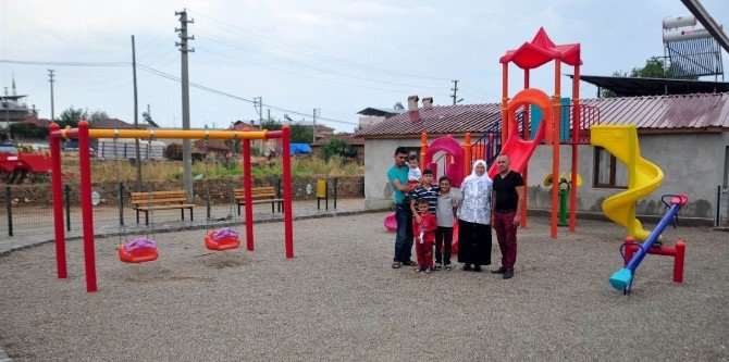 Hayırsever Ve Belediyenin İşbirliği Çocukları Sevindirdi